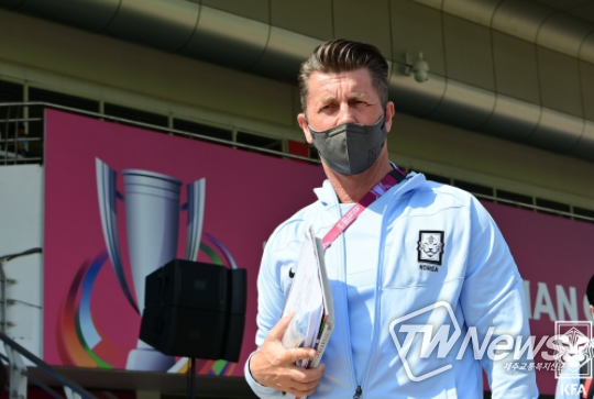 '8강전 준비' 벨 감독