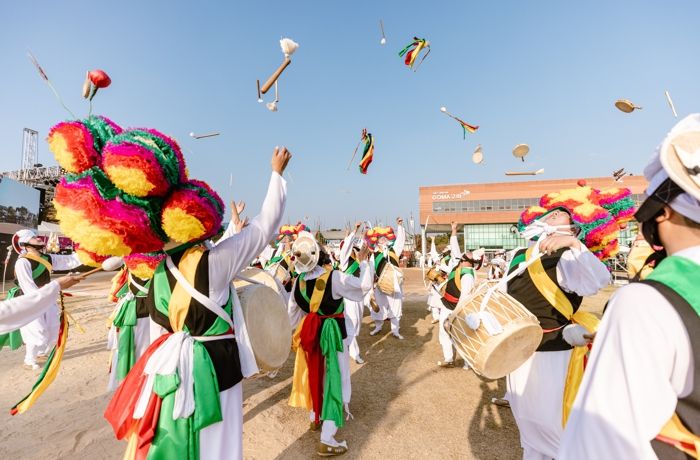 산청군, 주말 신명나는 상설공연 펼친다