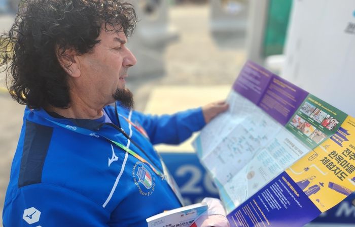 전주시, 외국인 관광객 위한 전주한옥마을 체험지도 제작