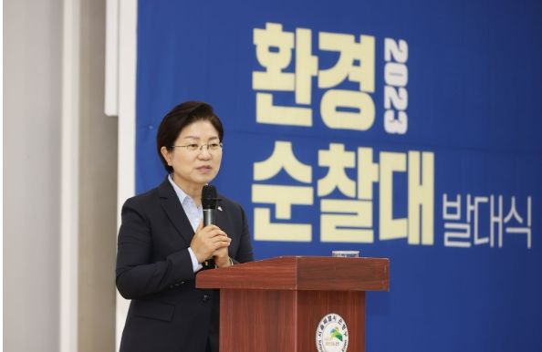 은평구는 지난 12일 지역의 취약 요소를 잘 알고 있는 지역주민들로 구성된 환경순찰대 발대식을 개최했다.