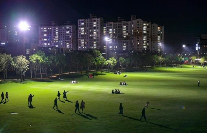 순천시가 가로등 및 보안등을 고효율 LED 조명으로 교체했다