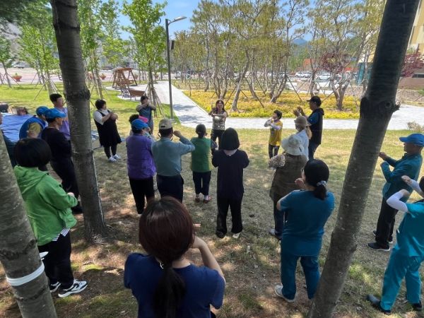 의령 정신건강복지센터 ‘바깥으로 한 걸음 더 ’ 프로그램 진행