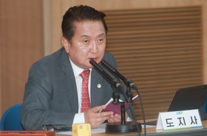 김영환 충북도지사, “디지털 이노베이션으로 도정혁신 이뤄야”