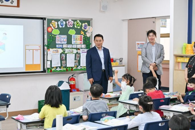 민선8기 포천시장, 학교와 소통하러 현장에 나서