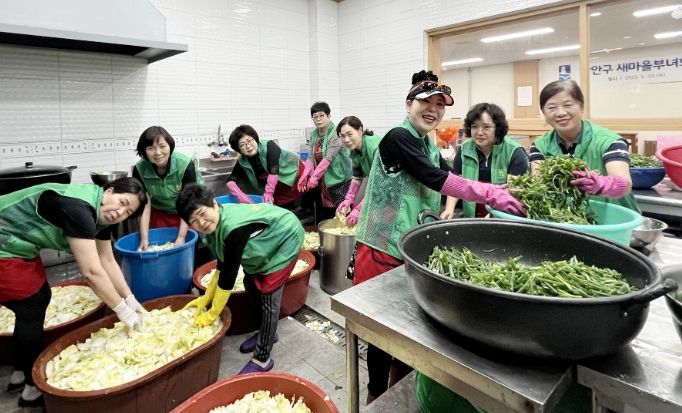 수원시 장안구 새마을부녀회, ‘여름 별미 배추겉절이’ 이웃 나눔