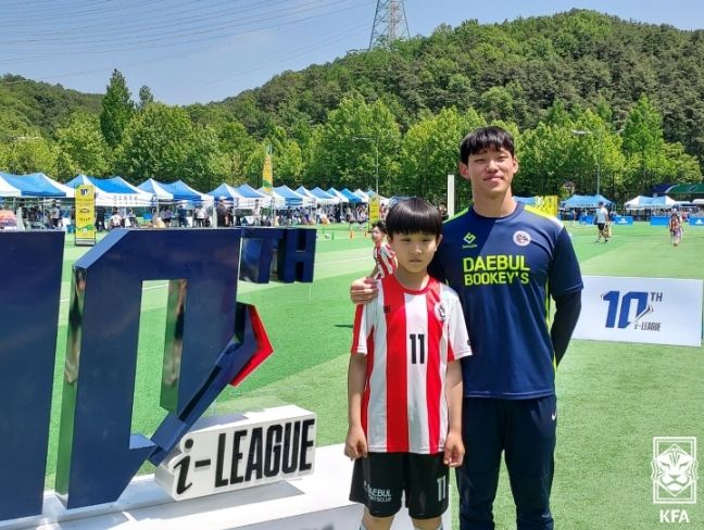 대불SC 공민수(왼쪽)와 배상규 감독(오른쪽).