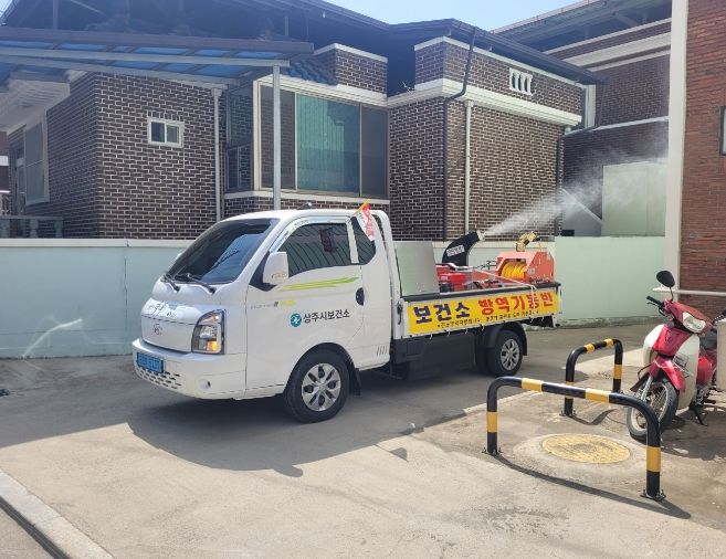 상주시보건소 위생해충 구제를 위한 취약지 소독