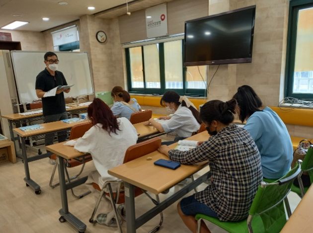 결혼이주여성 운전면허 취득 교육 모습