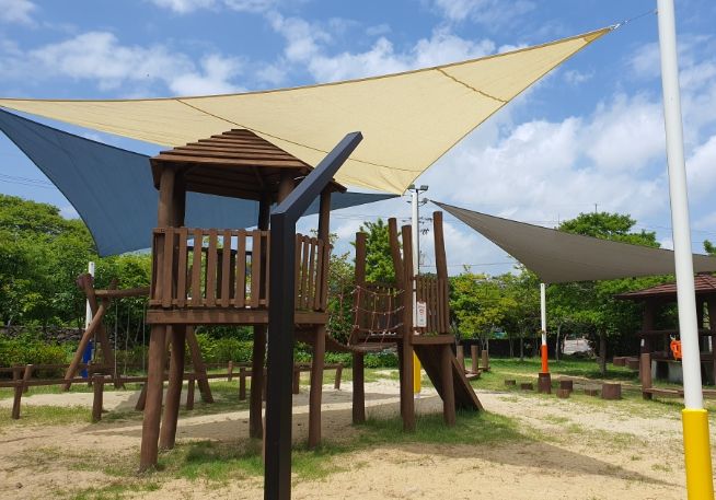 아이뜨락 생태공원 폭염쉼터 조성 후(그늘막)