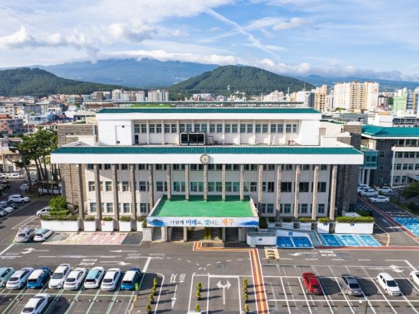 제주 한라산둘레길(국가숲길) 훼손, 차마 진입제한으로 최소화한다