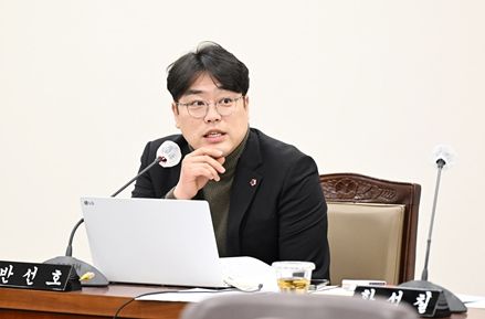 반선호 부산시의원, 부산시 사고이월 실태 강하게 지적