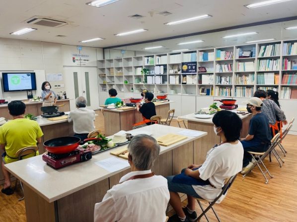 지난 5월 은둔형 사례관리 대상자를 대상으로 한 ‘동행 요리교실’ 운영 모습
