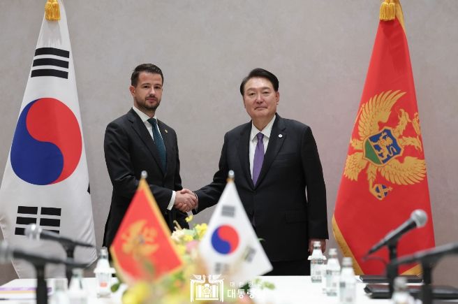9월 18일 윤석열 대통령은 야코브 밀라토비치 대통령과 한-몬테네그로 정상회담을 가졌다.